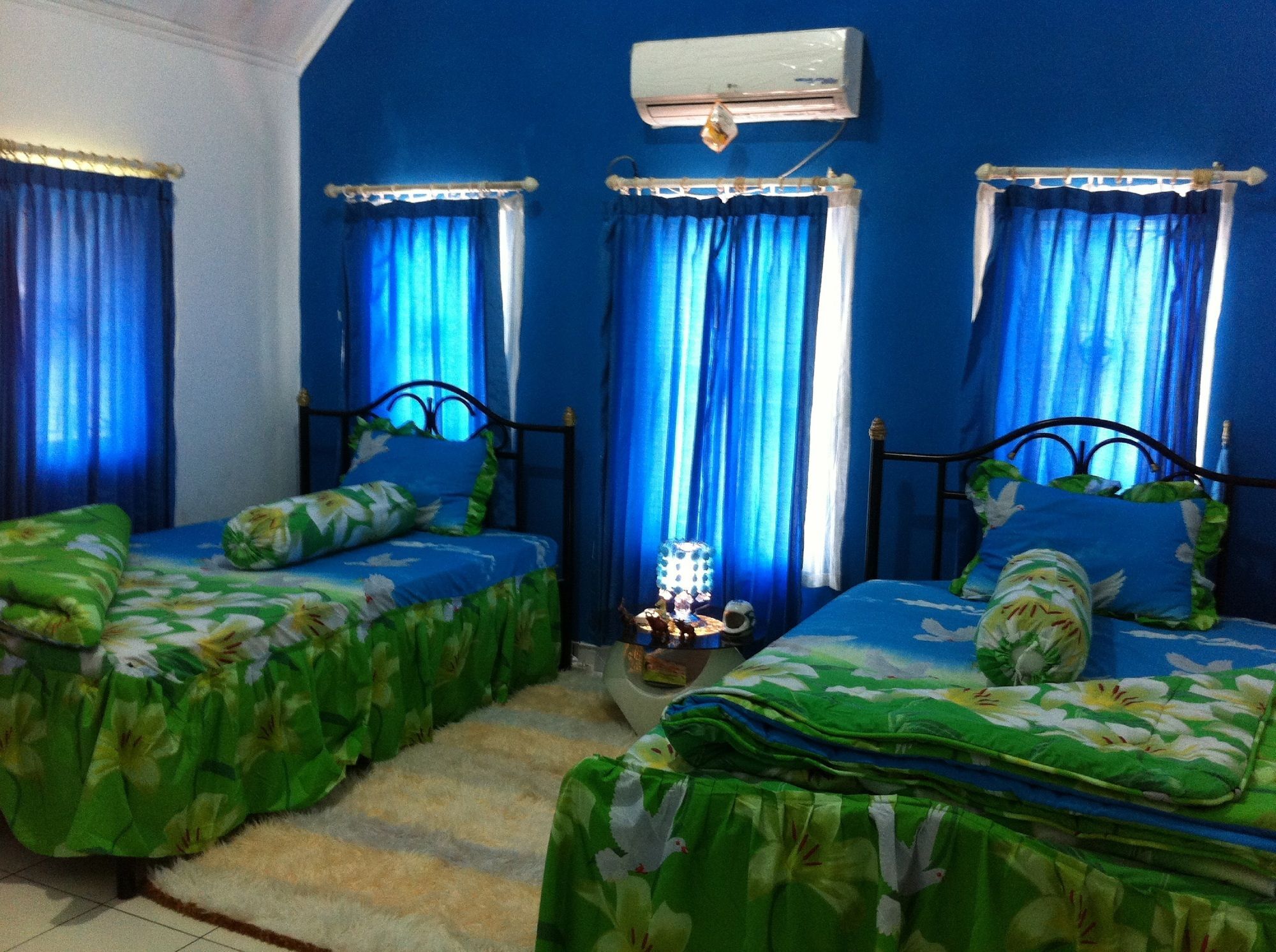 Villa Bukit Danau Lot 12 Cipanas  Eksteriør bilde